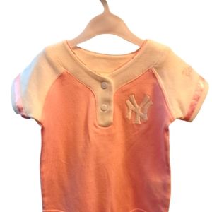 New with Tag onesie size 3-6.